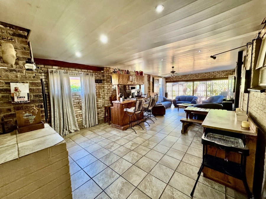 4 Bedroom Property for Sale in Die Bult North West